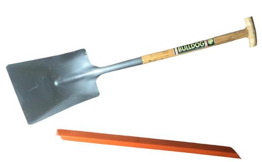 Bulldog No 4 Square Mouth Shovel No 2. rust to rivets  221322810 79444280207 c2