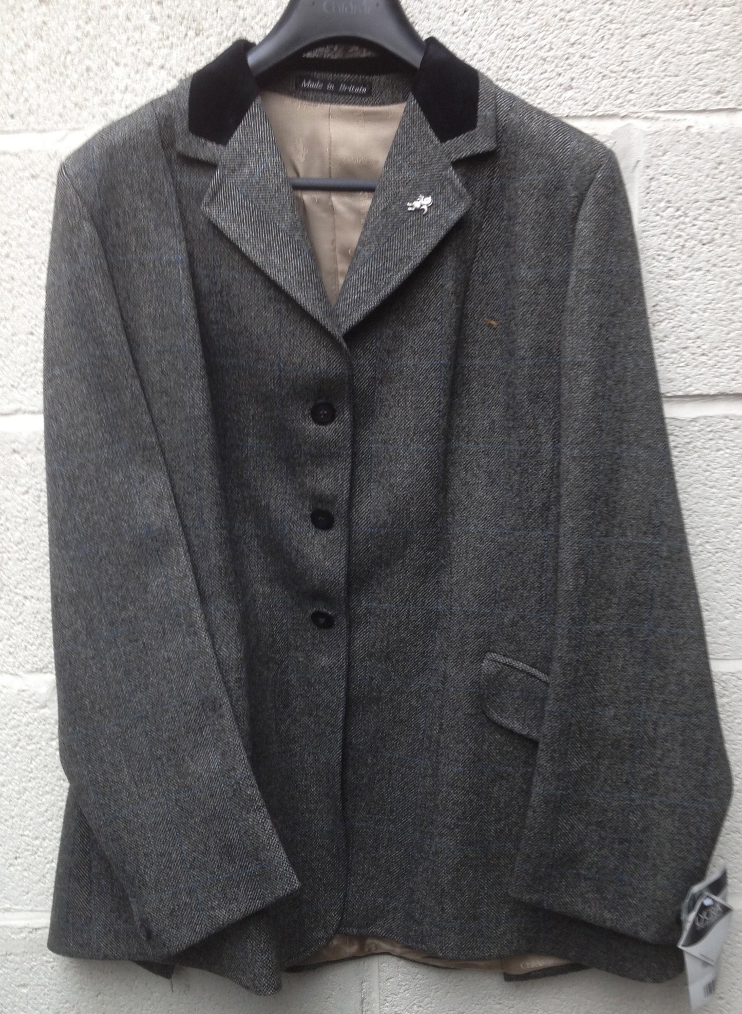 Caldene L313 42" Ladies Grey Tweed Jacket with Velvet Collar