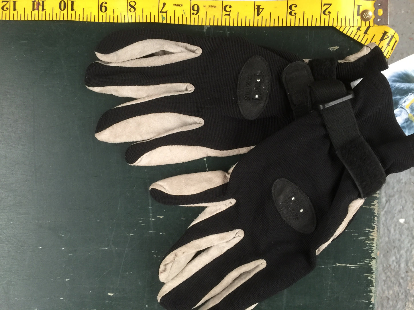 Glove (20 Pairs Bulk Lot) T de T Riding Gloves, Leather Suede assortment