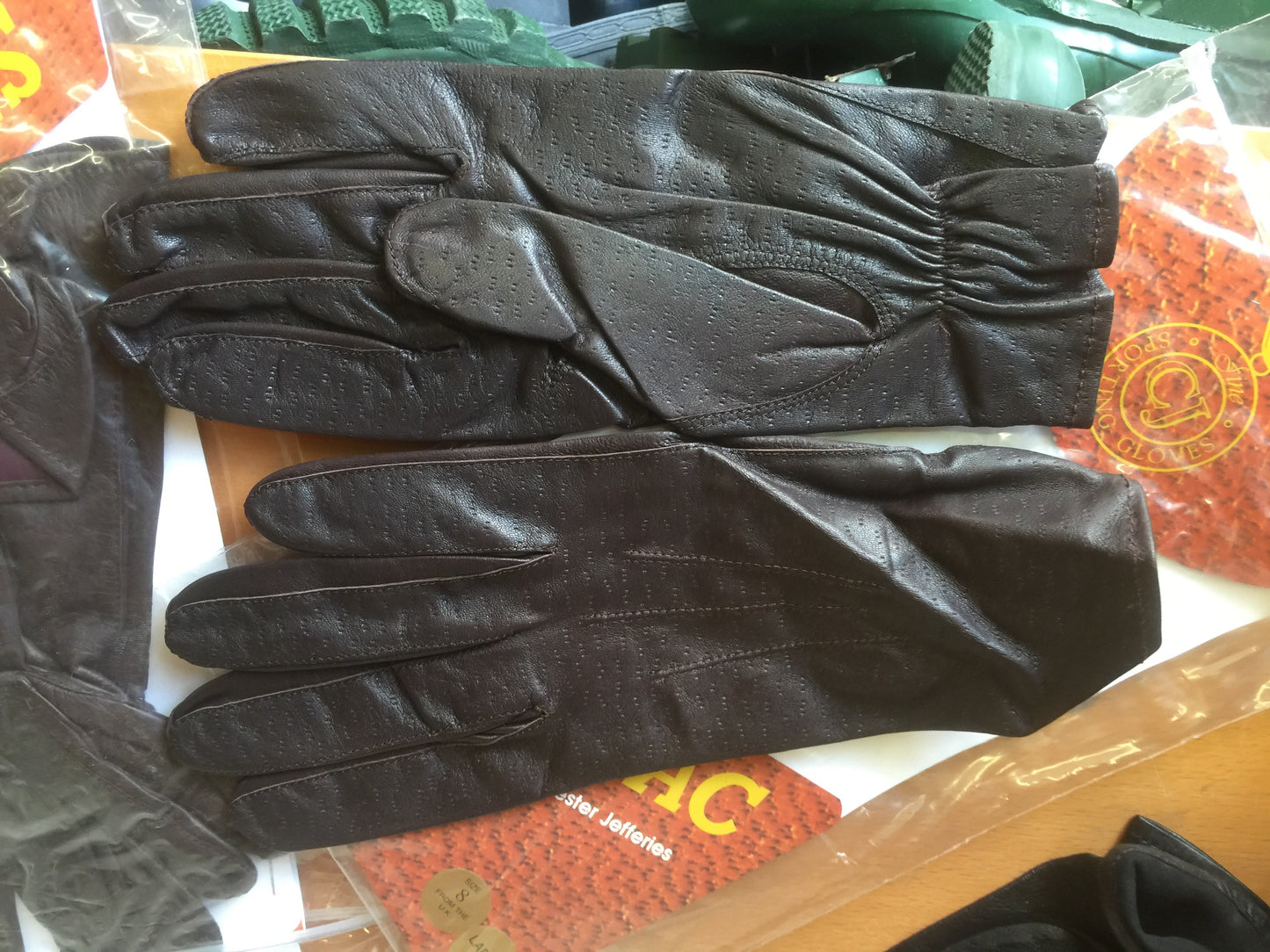 Glove (12 Pairs Bulk Lot ) Chester Competitor Jeffries Black Fine Leather